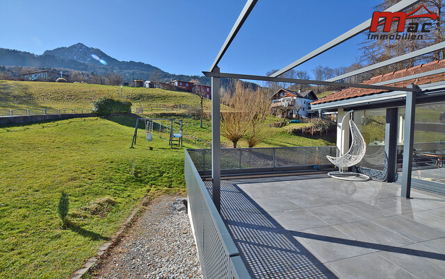 Liebevoll & hochwertig generalsaniertes Wohnhaus in sonniger Ruhelage