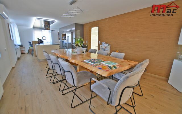 Liebevoll & hochwertig generalsaniertes Wohnhaus in sonniger Ruhelage