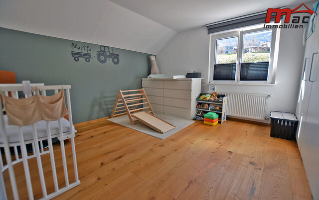 Liebevoll & hochwertig generalsaniertes Wohnhaus in sonniger Ruhelage