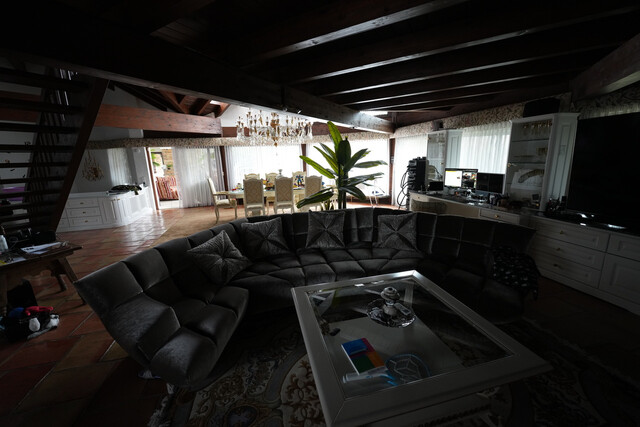 6.817m2 Villa (4 Grundstücke)