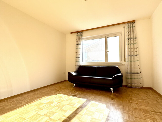 Retroliebhaber aufgepasst: Geräumige 3-Zimmerwohnung