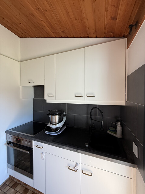 Dachgeschoss mit zwei Balkonen & zwei Stellplätzen 