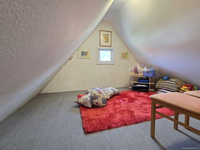 Charmantes Einfamilienhaus mit großzügigem Garten, Garage und verglaster Terrasse in Altach