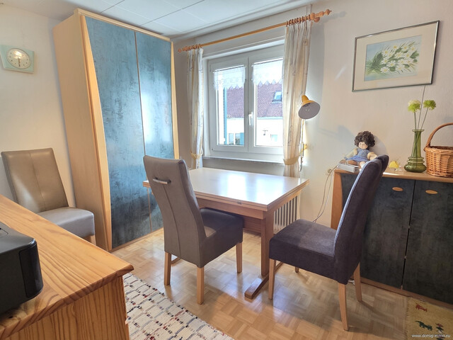 Charmantes Einfamilienhaus mit großzügigem Garten, Garage und verglaster Terrasse in Altach