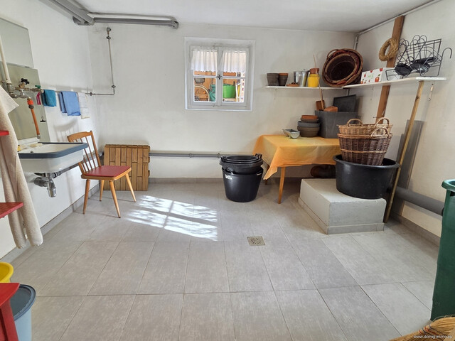 Charmantes Einfamilienhaus mit großzügigem Garten, Garage und verglaster Terrasse in Altach