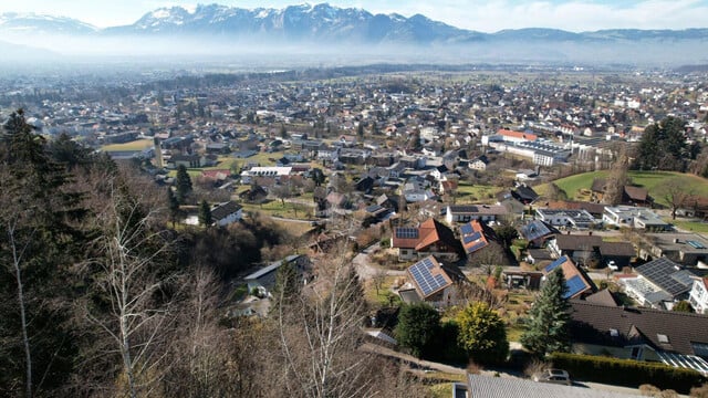 GROß MIT TOP AUSSICHT UND LAGE