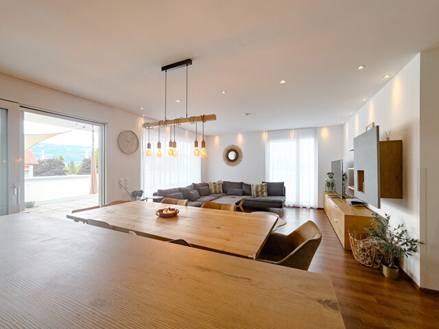 Schöne Penthousewohnung mit großer Terrasse und übernehmbarer Wohnbauförderung in Lustenau