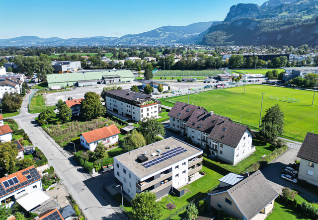 Attraktive 4-Zimmer-Dachgeschosswohnung in Kleinwohnanlage