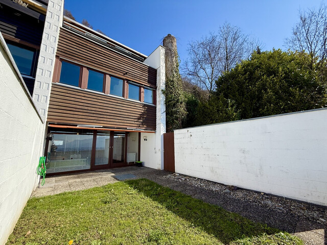 Reihenhaus mit Rheintalblick