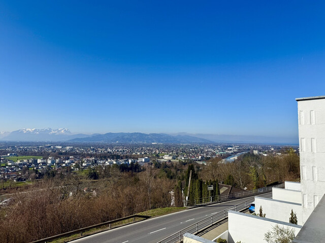 Reihenhaus mit Rheintalblick