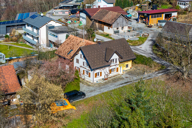 Einfamilienhaus in Ruhelage mit Potenzial: Sanierungsobjekt in Hohenems-Reute