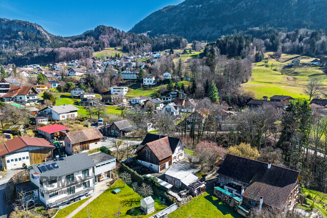 Einfamilienhaus in Ruhelage mit Potenzial: Sanierungsobjekt in Hohenems-Reute