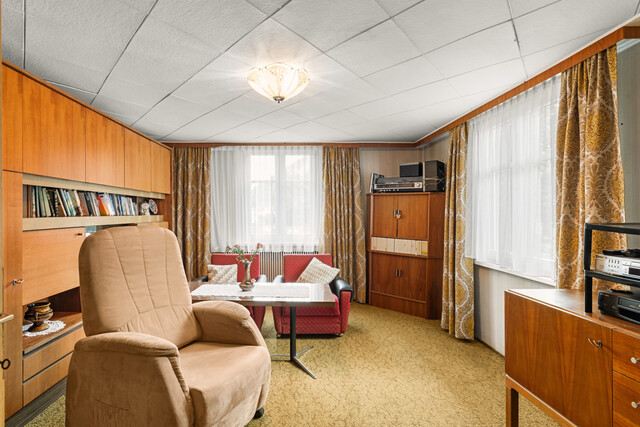 Charme trifft Potential - Haus mit großem Grundstück in Mäder