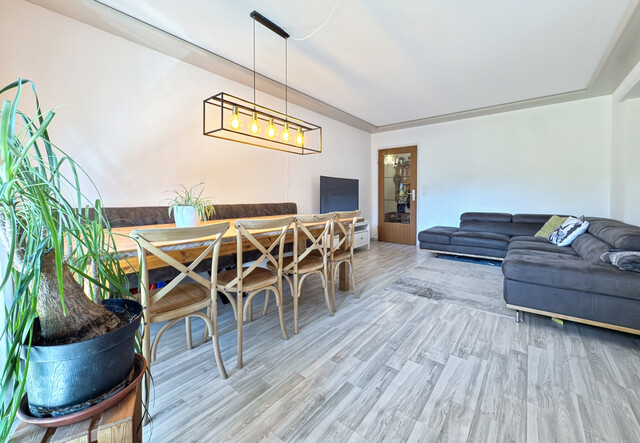 VERKAUFT: Familienfreundliche 4-Zimmerwohnung mit vier Balkonen