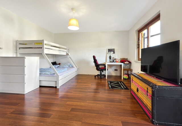 VERKAUFT: Familienfreundliche 4-Zimmerwohnung mit vier Balkonen