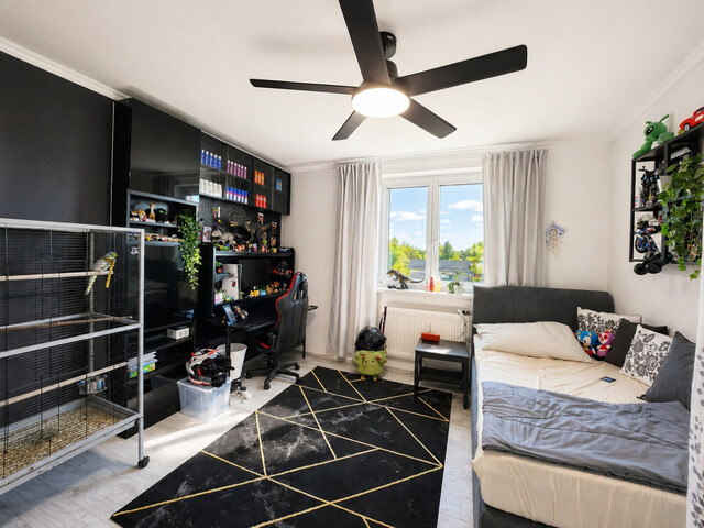 Liebevoll sanierte 4-Zimmer-Wohnung mit Wohnwintergarten und herrlichen Weitblick