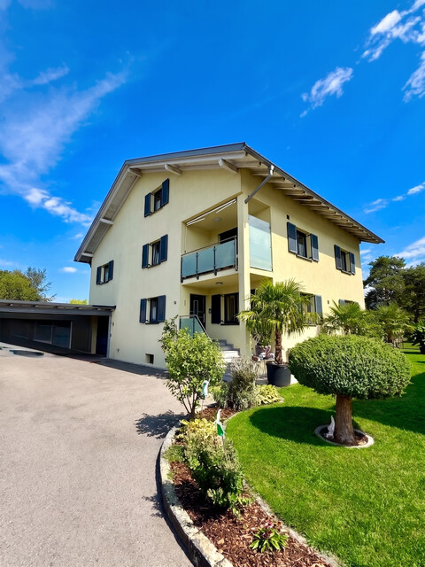 Vielfältiges Mehrfamilienhaus in Feldkirch Gisingen mit Garten - eine seltene Gelegenheit mit viel Liebe zum Detail steht zum Verkauf