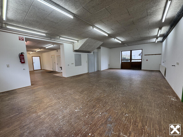 Ihr neuer Standort - Werkstatt / Lager / Büro zu vermieten