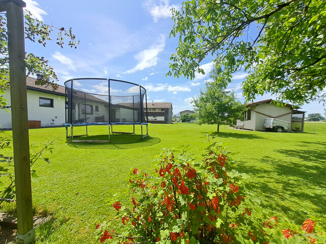 Provisionsfrei! 2 attraktive Baugrundstücke 404 und 446 m² oder gesamt 850 m² in sonniger und ruhiger Lage in Sackgasse Wolfurt