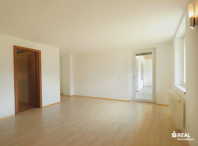 Saniertes Einfamilienhaus auf 1.627 m² großem Traumgrundstück!