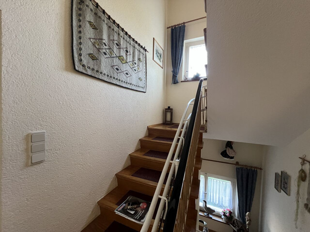 CHARMANTES EINFAMILIENHAUS MIT VIEL GARTEN