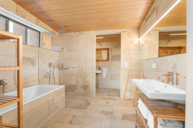 Die exklusivste Lage des Drei-Länder-Ecks: Traumhaus am Hausberg von Bregenz