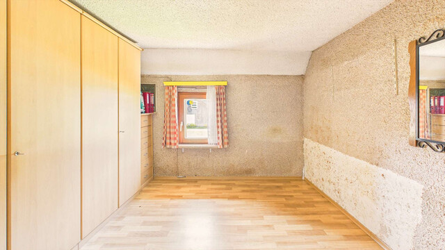Höchst | Grundstück mit Altbestand