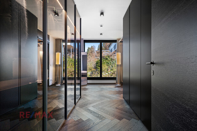 Fantastisches Panorama trifft Design: Luxuriöser Hauptwohnsitz