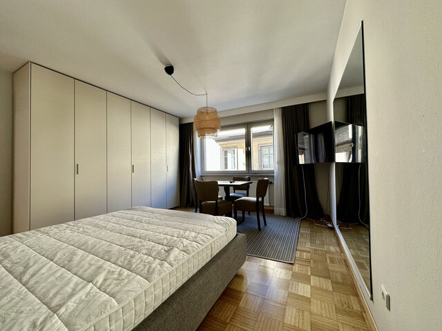 "ohne Provision" möblierte, schöne 1,5 Zimmer Wohnung in zentraler Lage