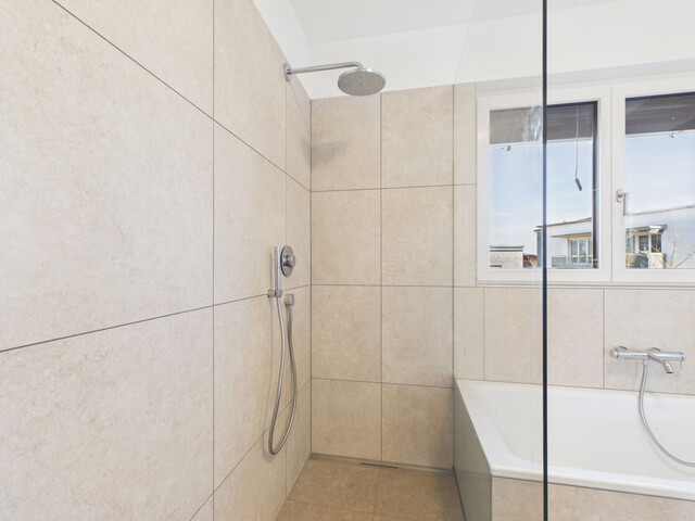 Exklusive 4-Zimmer-Maisonette-Wohnung mit Garten - Top 1