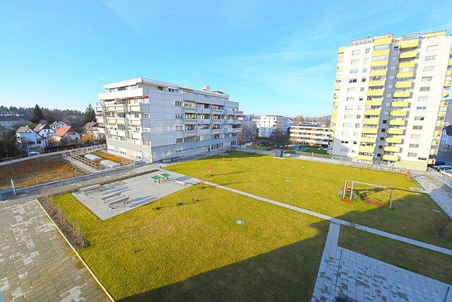 Sanierte 4-Zimmer Wohnung in Seenähe inkl. TG Platz zu verkaufen