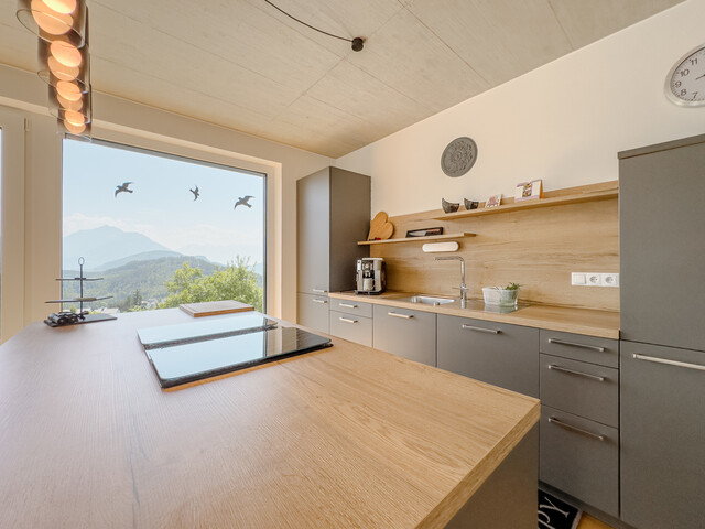 Modernes Architektenhaus - atemberaubendes Panorama - ideal für Familien oder 2-Generationenhaushalt