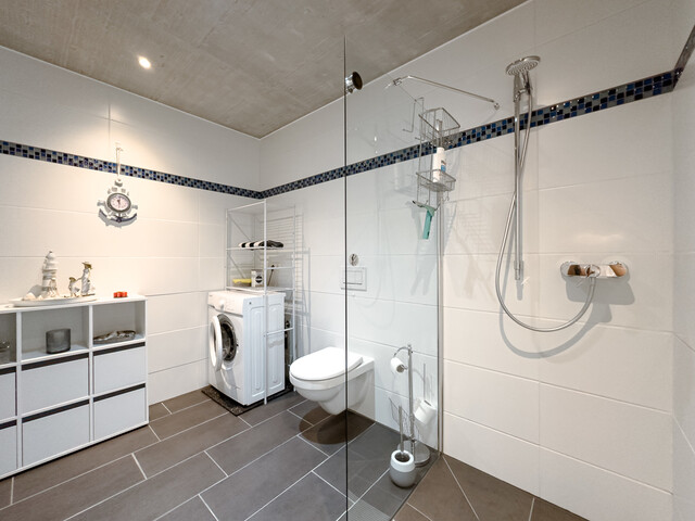 Modernes Architektenhaus - atemberaubendes Panorama - ideal für Familien oder 2-Generationenhaushalt