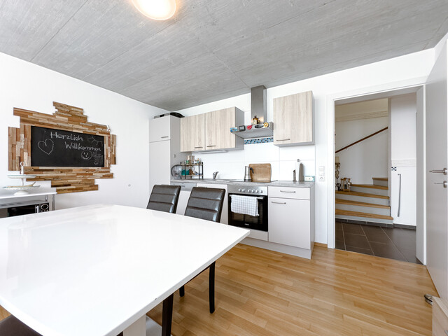 Modernes Architektenhaus - atemberaubendes Panorama - ideal für Familien oder 2-Generationenhaushalt