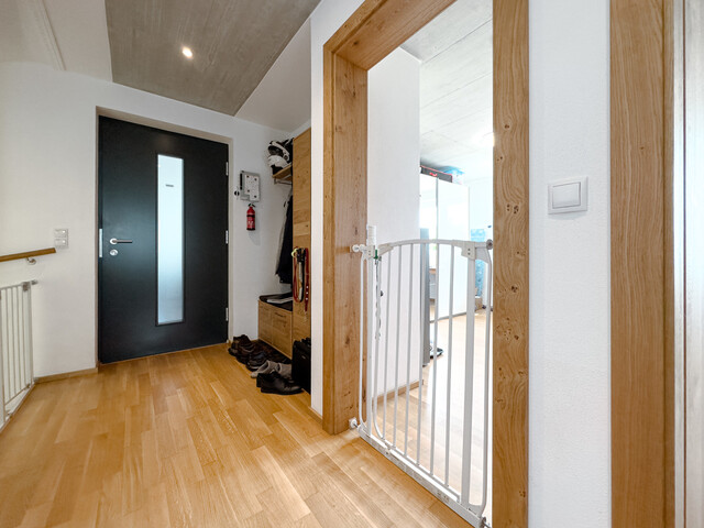 Modernes Architektenhaus - atemberaubendes Panorama - ideal für Familien oder 2-Generationenhaushalt