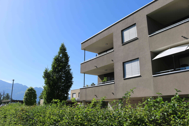 SÜD-WEST -3-Zimmer-Wohnung im 2.Obergeschoss  inkl. 1 x TG-Platz- ca.9 Jahre alt - Feldkirch/Altenstadt, ausreichend Bewohner-und Besucherstellplätze im Freien