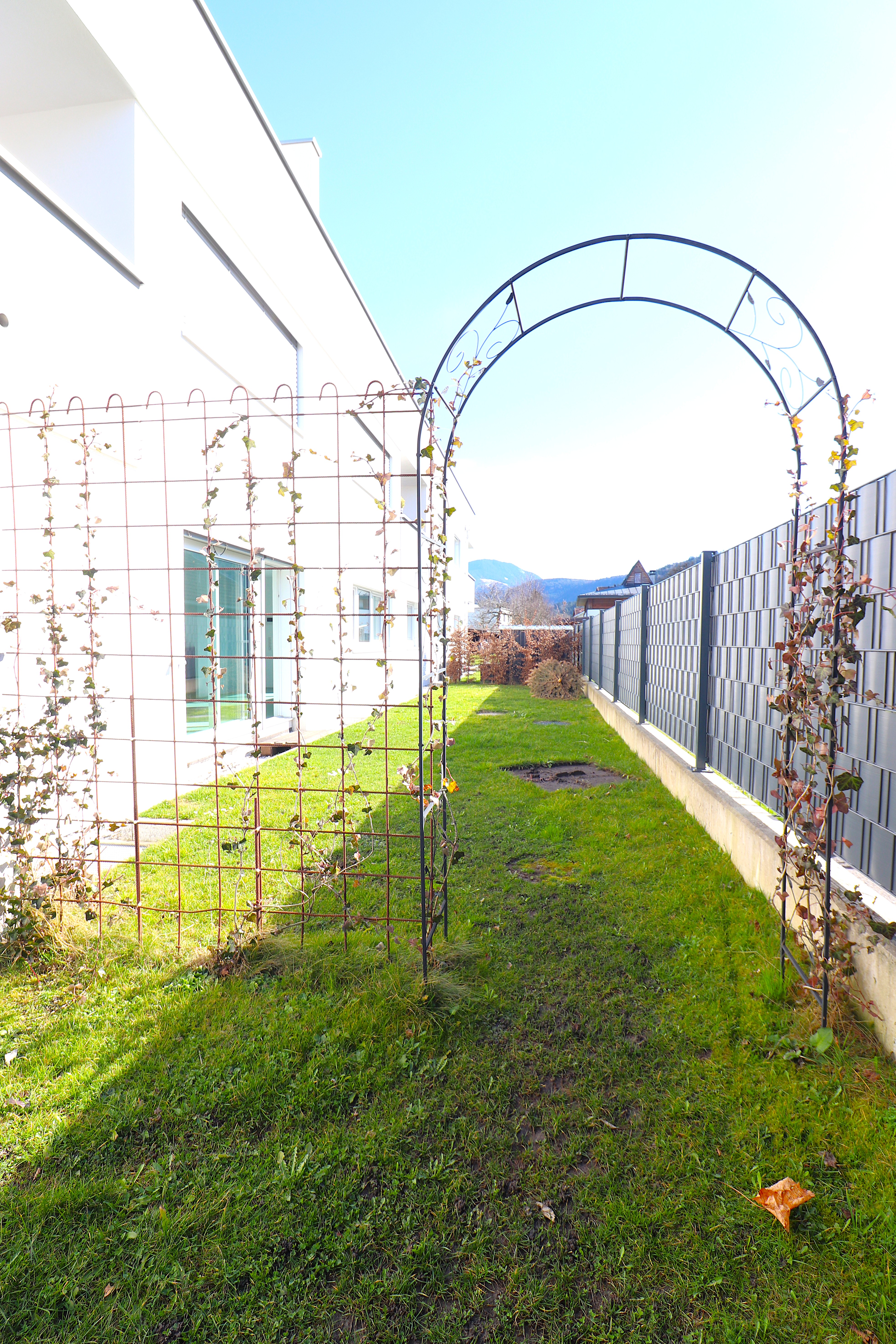 Preis-Update: Stilvolle 3-Zimmer-Wohnung mit Eigengarten – Ihr neues Zuhause wartet!