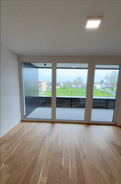 Moderne 2-Zimmer-Wohnung mit großem Balkon und  traumhaftem Ausblick in Höchst