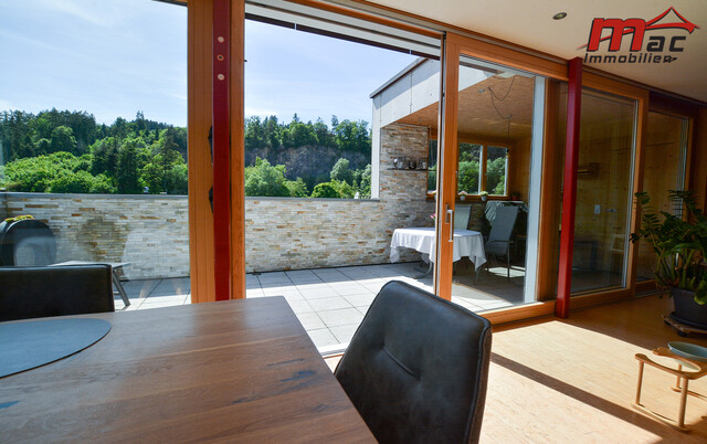 Modernes Einfamilienhaus mit großzügigem Garten und sonniger Dachterrasse