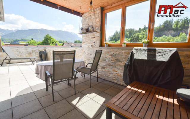 Modernes Einfamilienhaus mit großzügigem Garten und sonniger Dachterrasse
