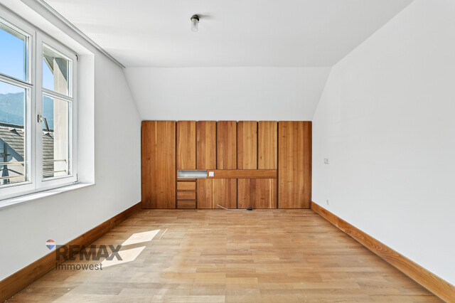Mehrgenerationenhaus mit vier komfortablen Wohnungen