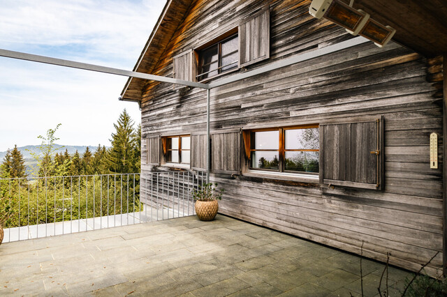 Exklusives Ferienhaus mit traumhaftem Seeblick