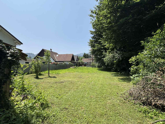 Weitläufige Liegenschaft mitten im Ortszentrum