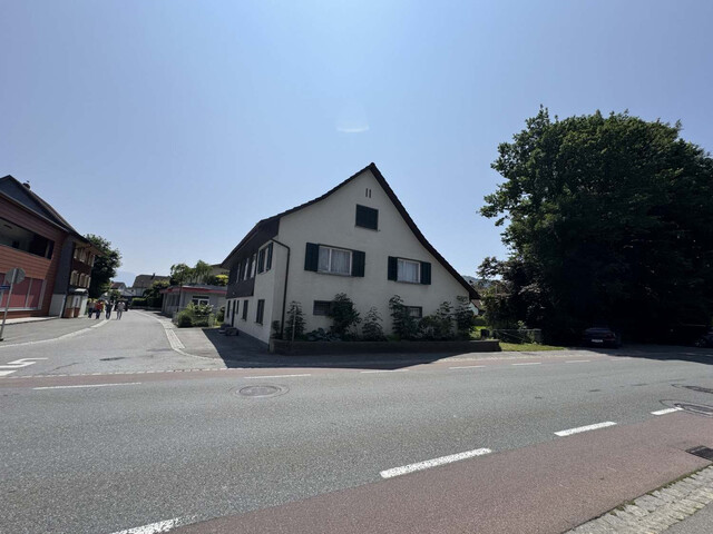 Weitläufige Liegenschaft mitten im Ortszentrum