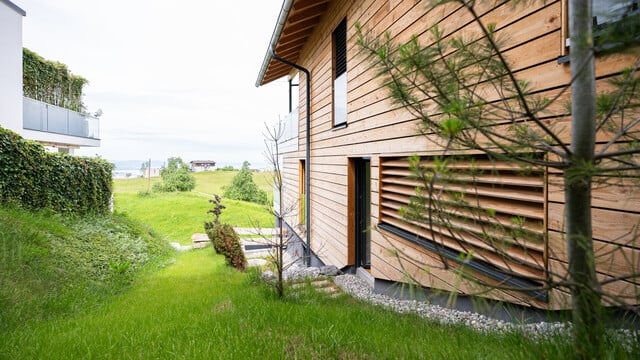 93m² große 3,5-Zimmer-Maisonettewohnung mit Seeblick und Zweitwohnsitzmöglichkeit am Eichenberg!