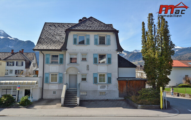 Zinshaus mit 4 Wohnungen und Gewerbefläche