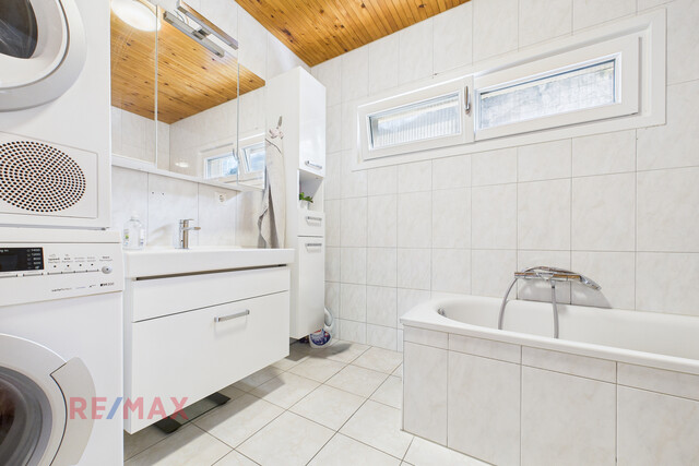 Modernes Eckreihenhaus mit über 110m² Garten in Hohenems