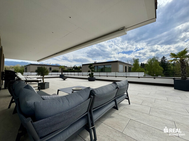 Exklusives Penthouse über den Dächern von Koblach – Luxus pur mit 188 m² Panorama-Terrasse!
