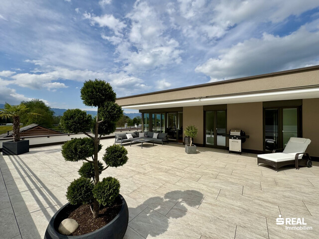 Exklusives Penthouse über den Dächern von Koblach – Luxus pur mit 188 m² Panorama-Terrasse!