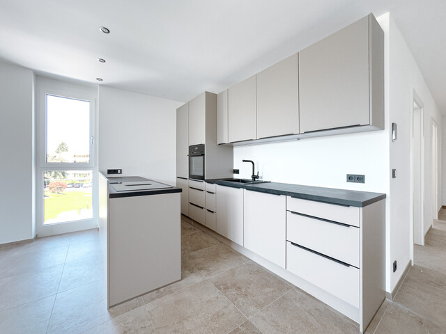 Neubau: 3-Zimmer-Dachgeschosswohnung mit Balkon  in ruhiger und zentrumsnaher Lage von Höchst Top 21